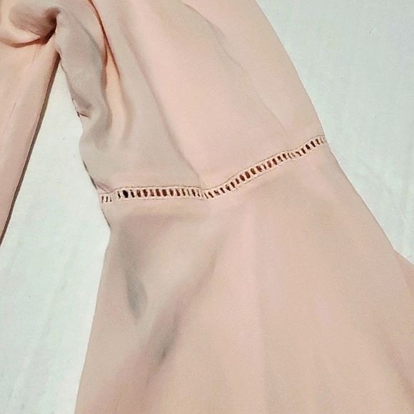 XXI Blush Pink Flare Long Sleeves Flowy Boho Romantic Top - Picture 7 of 10